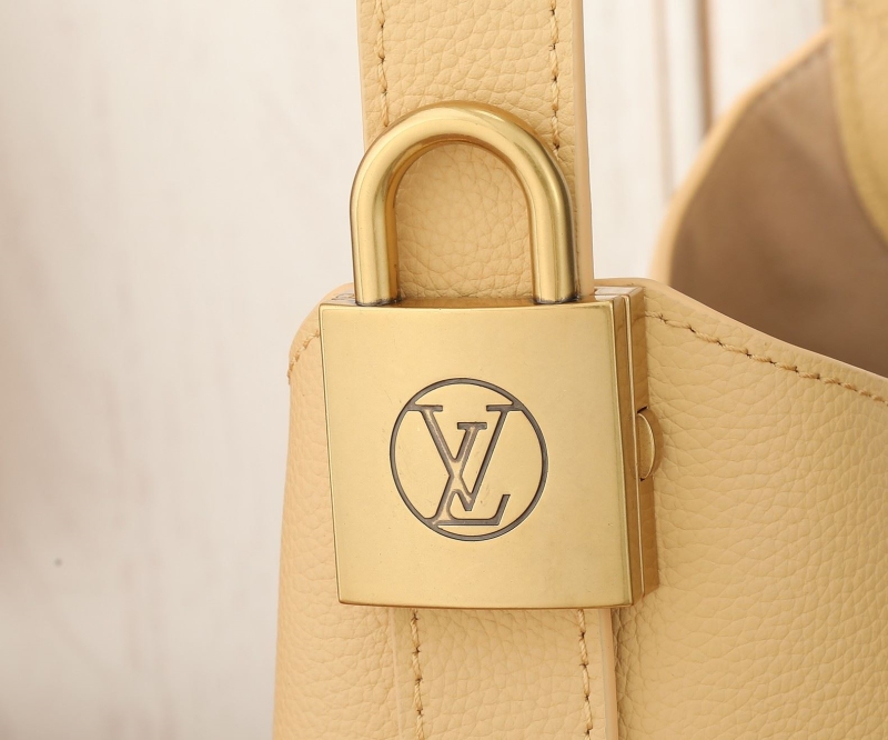 LV Shopping Bags